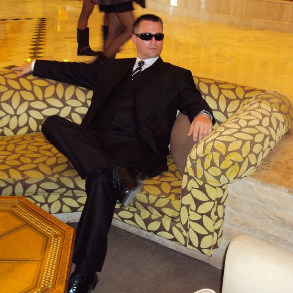 Meet your Posher, David - Picture 1 of 1